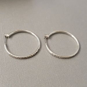 🔆3 for $15 Select jewelry🔆 Silver hoop earrings